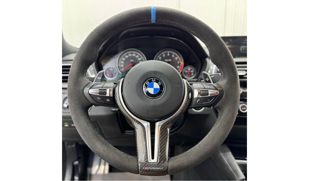 BMW M4 2018 BMW M4 Competition, One Year Warranty, Full Service History, GCC