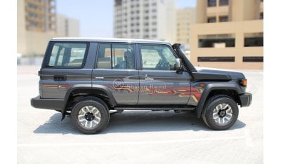 تويوتا لاند كروزر هارد توب 2024 LC76 2.8L DIESEL 4WD 5DR LX FULL OPTION A/T