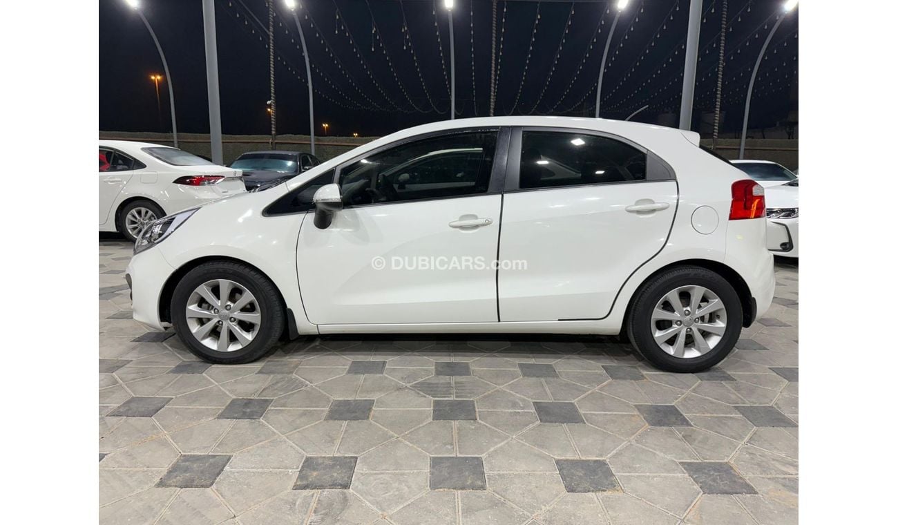 كيا ريو EX 1.4L Hatchback