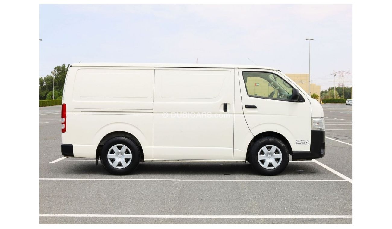 تويوتا هاياس Delivery Van | Dry Box | Excellent Condition | GCC Specs