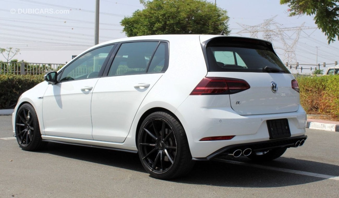 فولكس واجن جولف ار VOLKSWAGEN GOLF R 2019 GCC WITH FULL AGENCY SERVICE HISTORY IN MINT CONDITION