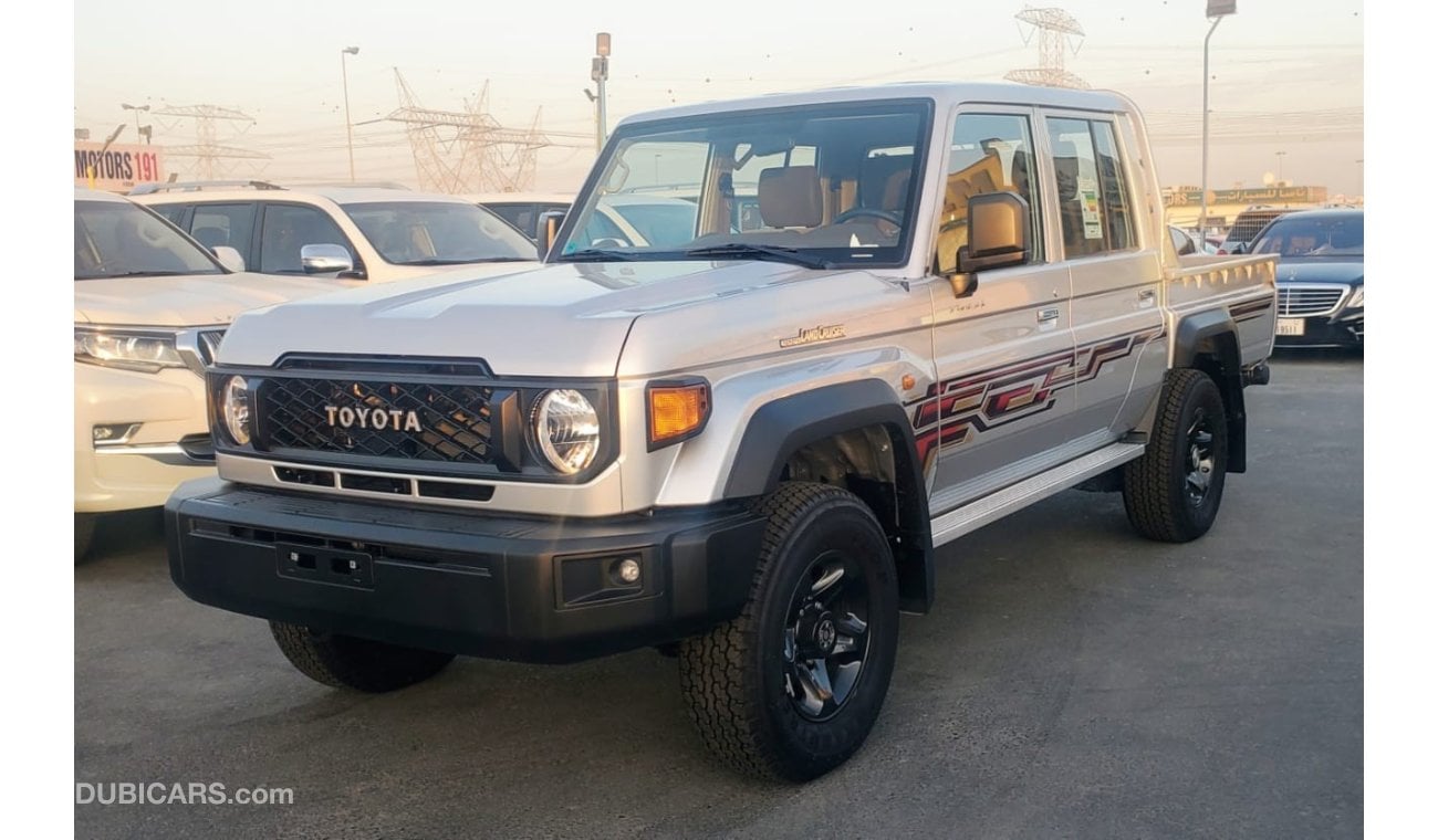 تويوتا لاند كروزر 70 TOYOTA LAND CRUISER ( 70 SERIES ) 4.0L PICKUP 4WD