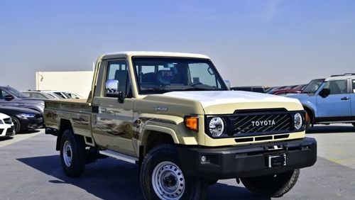 تويوتا لاند كروزر بيك آب Single Cab DLX 4.0L Petrol 4WD Automatic