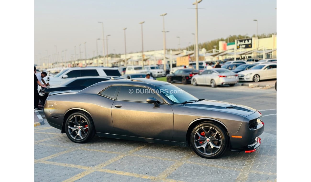 Dodge Challenger SXT For sale