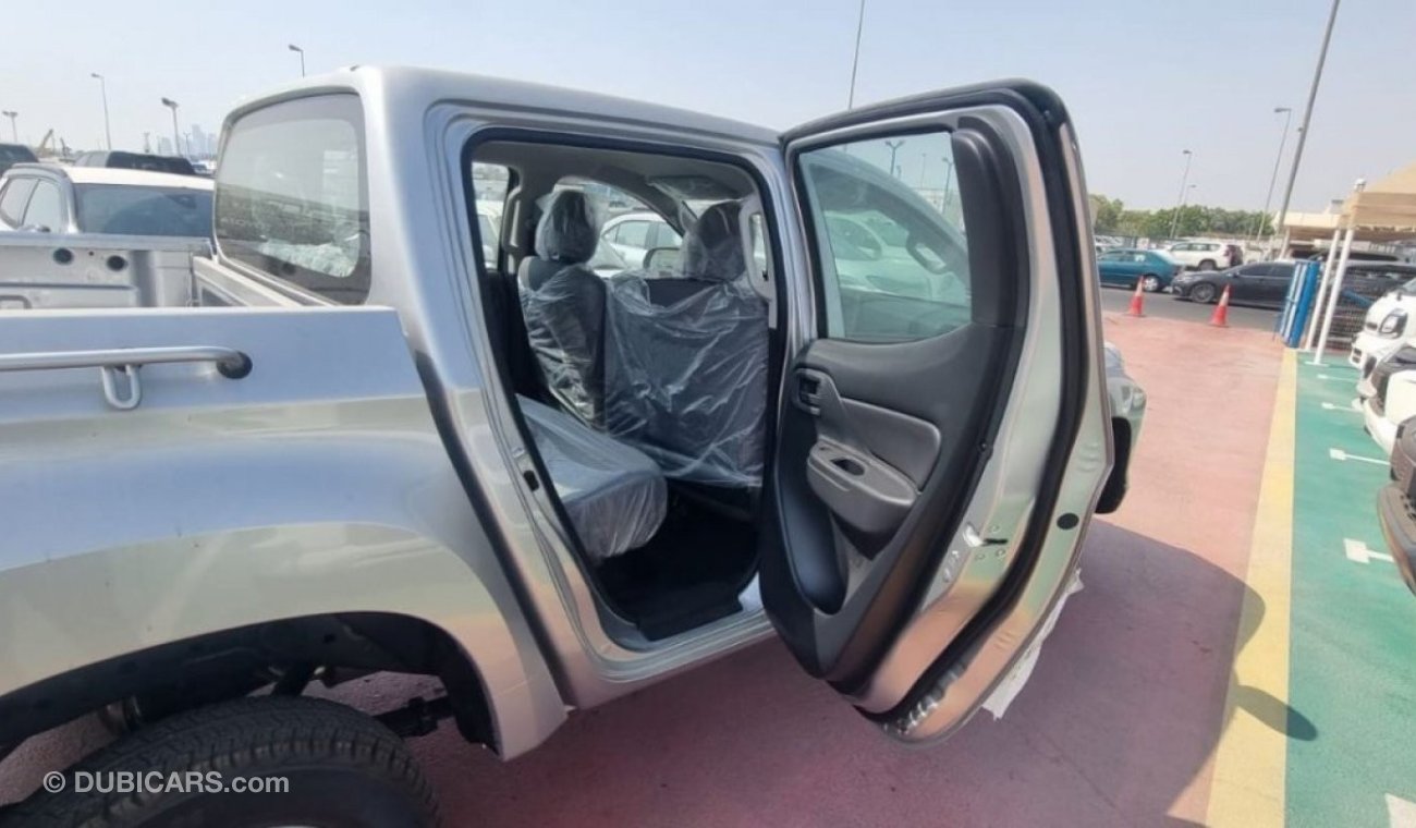 ميتسوبيشي L200 4x4  Diesel Engine 2.5L | Double Cab | Power Locks and Windows | Export Only