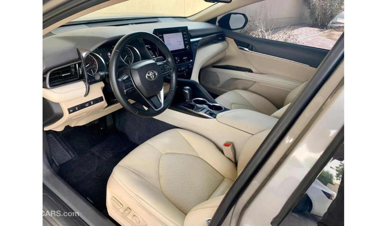 تويوتا كامري Toyota Camry SE+ 2022 - 3.5L,V6  Full Option,Panoramic, GCC Specs