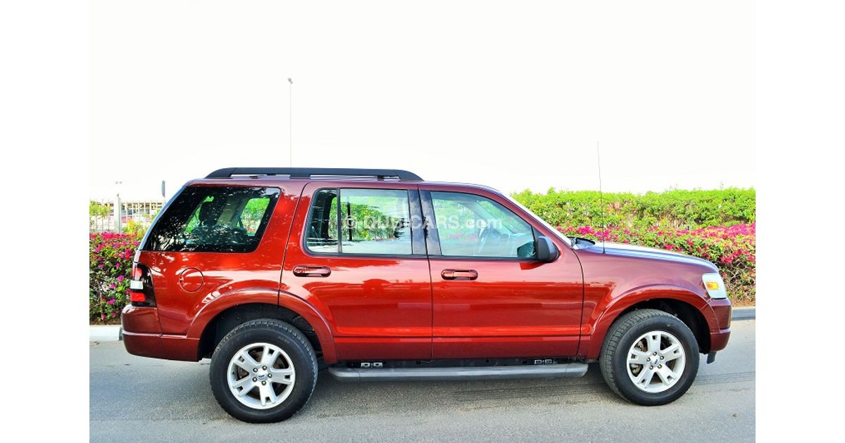 Ford Explorer for sale: AED 23,500. Orange, 2010