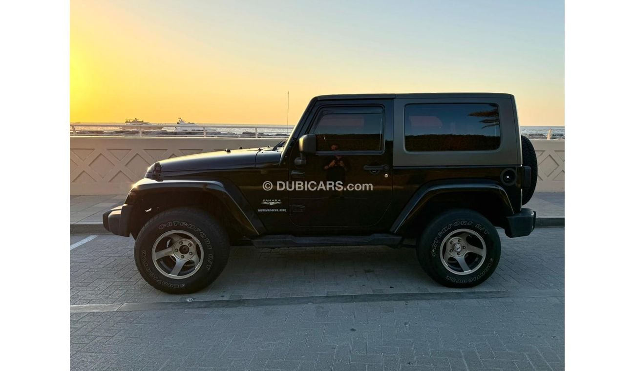 Jeep Wrangler Sahara 3.6L A/T