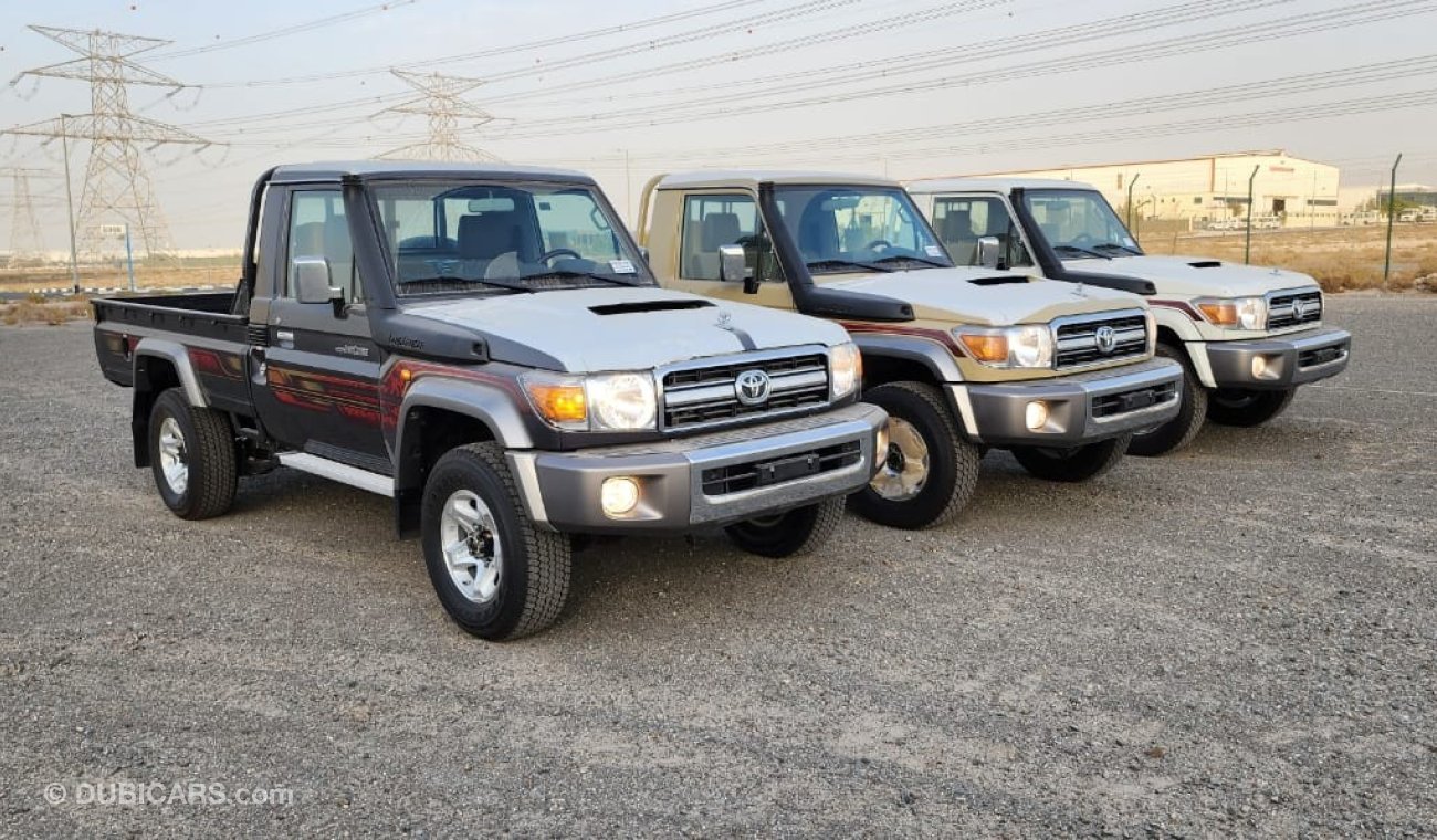 Toyota Land Cruiser Pick Up LOCAL - EXPORT SALE OK /// 4.5 V8 FULL OPTION