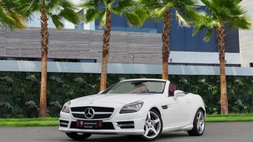 Mercedes-Benz SLK 200 200 | 2,019 P.M (4 Years)⁣ | 0% Downpayment | Pristine Condition!