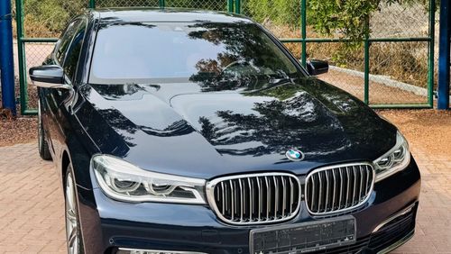 BMW 730Li Exclusive 2.0L