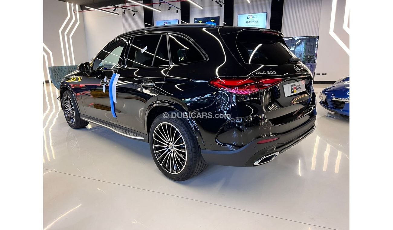 مرسيدس بنز GLC 300 GLC300/ 2023 /0 KM /2.0 TURBOCHARGED