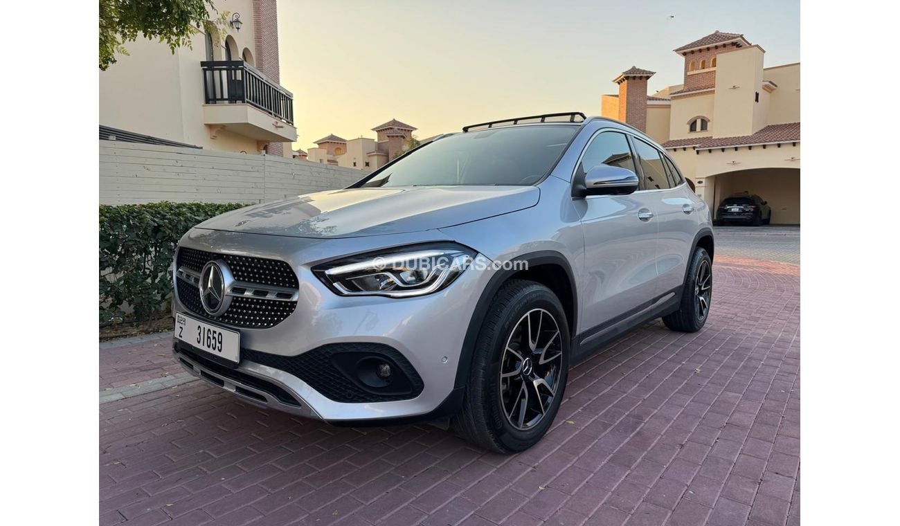 Mercedes-Benz GLA 250 4MATIC 2.0L