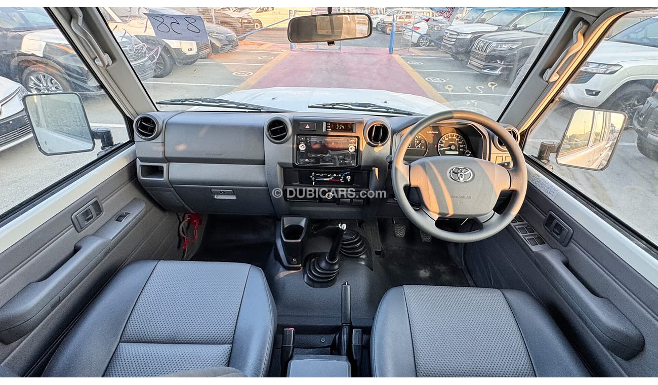 Toyota Land Cruiser Pick Up 79 RHD DC 2023 0Km