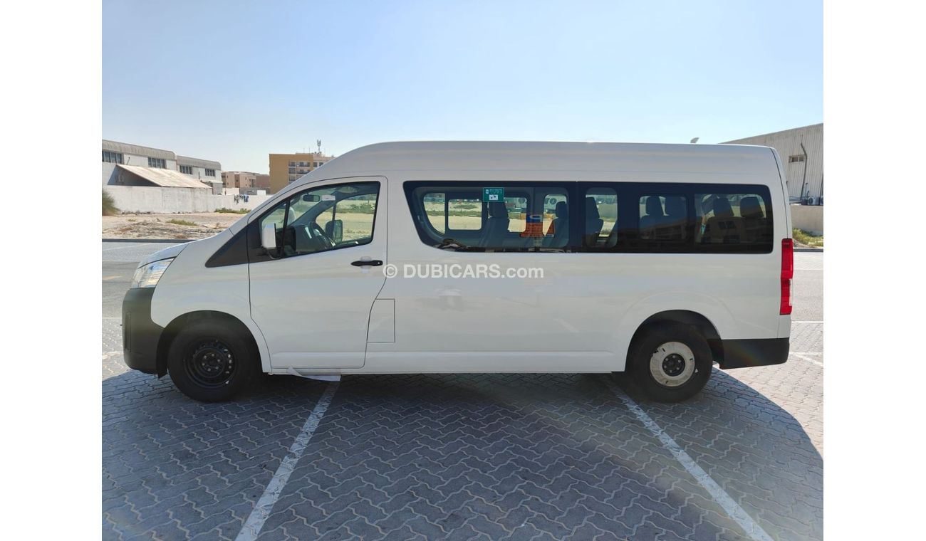 Toyota Hiace 2025 Toyota Hiace DX with Rear Heater 13-Seater 3.5L V6 Petrol M/T (2-Point Seatbelts) Only For Expo