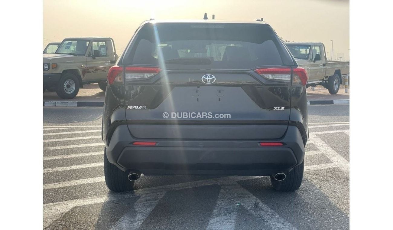 تويوتا راف ٤ 2021 Toyota Rav4 XLE MidOption+ Push start - 2.5L V4 - UAE PASS