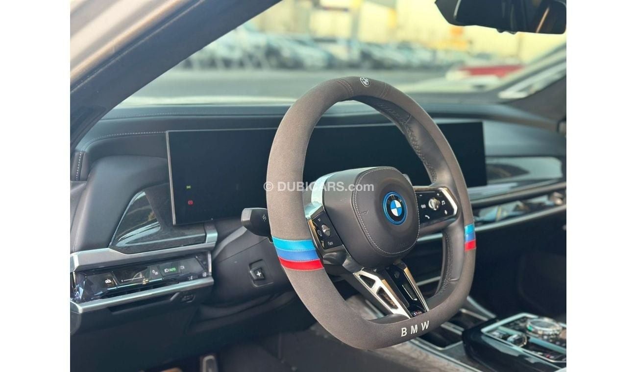 بي أم دبليو 750Li BMW 750e 2023 - 3.0LT