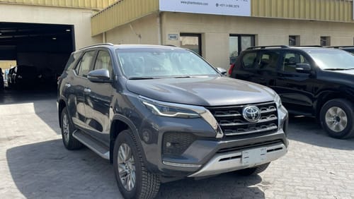 Toyota Fortuner Toyota Fortuner 2.8L Diesel , SRX Full Option , 2022 Model