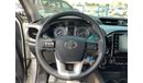 Toyota Hilux SR5 2.7L Pick-up 4WD 4Doors