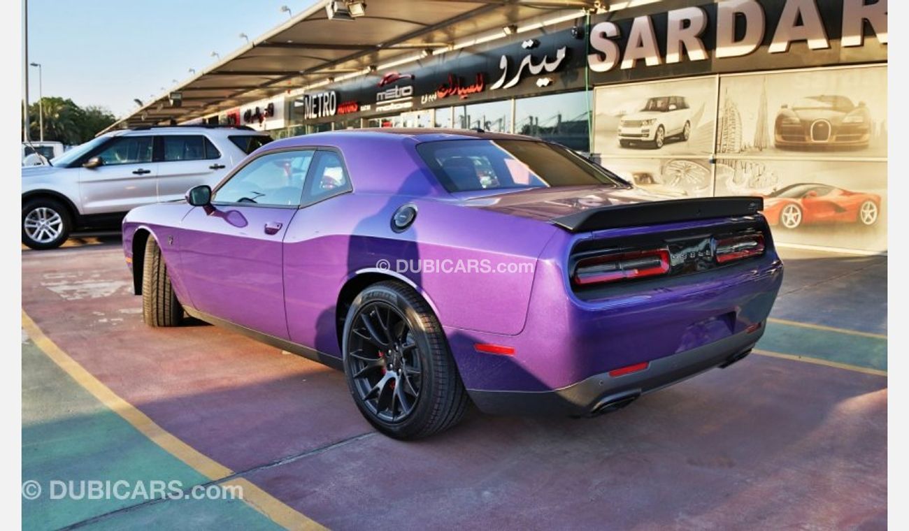 دودج تشالينجر SRT Hellcat Supercharged