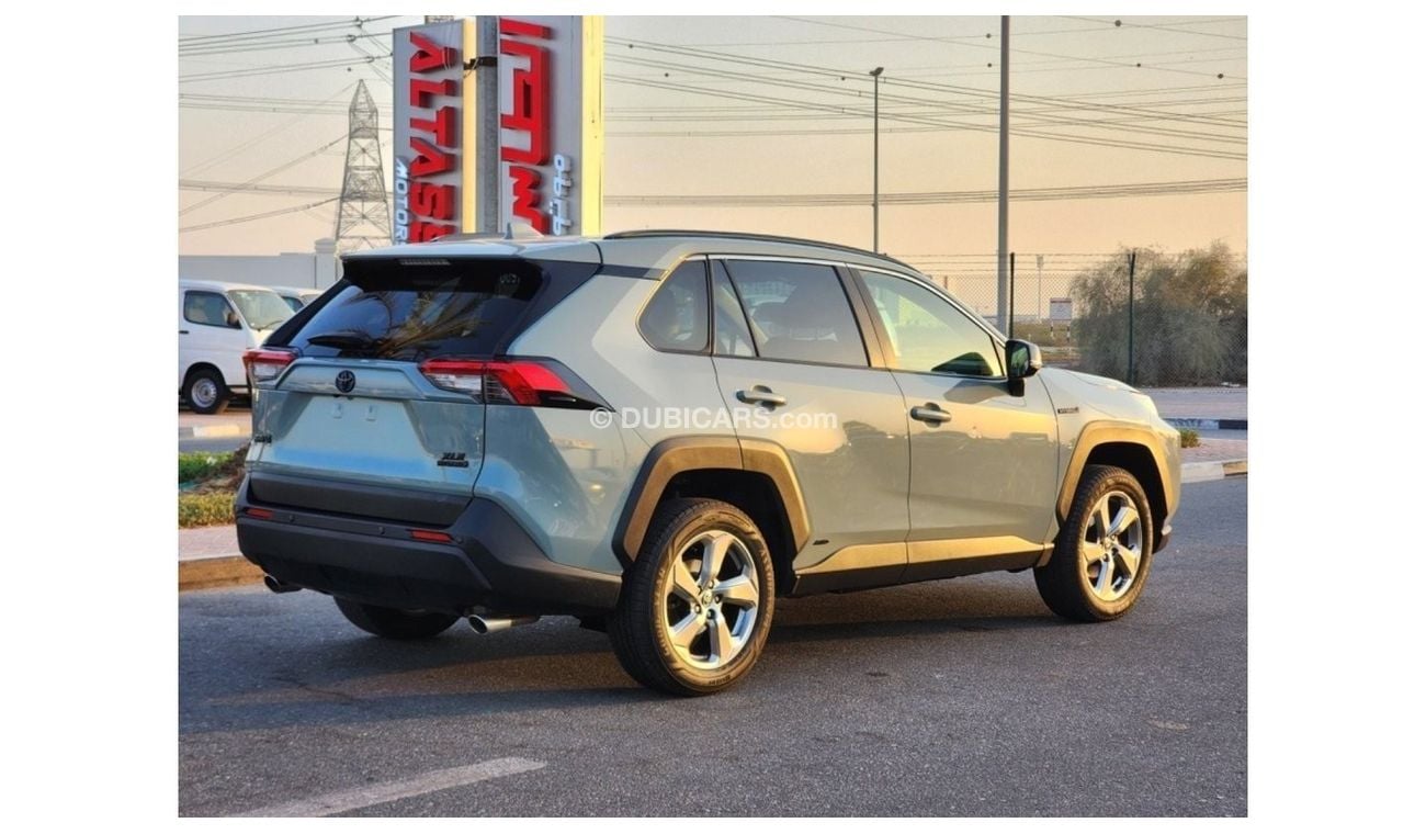 تويوتا راف ٤ TOYOTA RAV 4 XLE Hybrid 2021