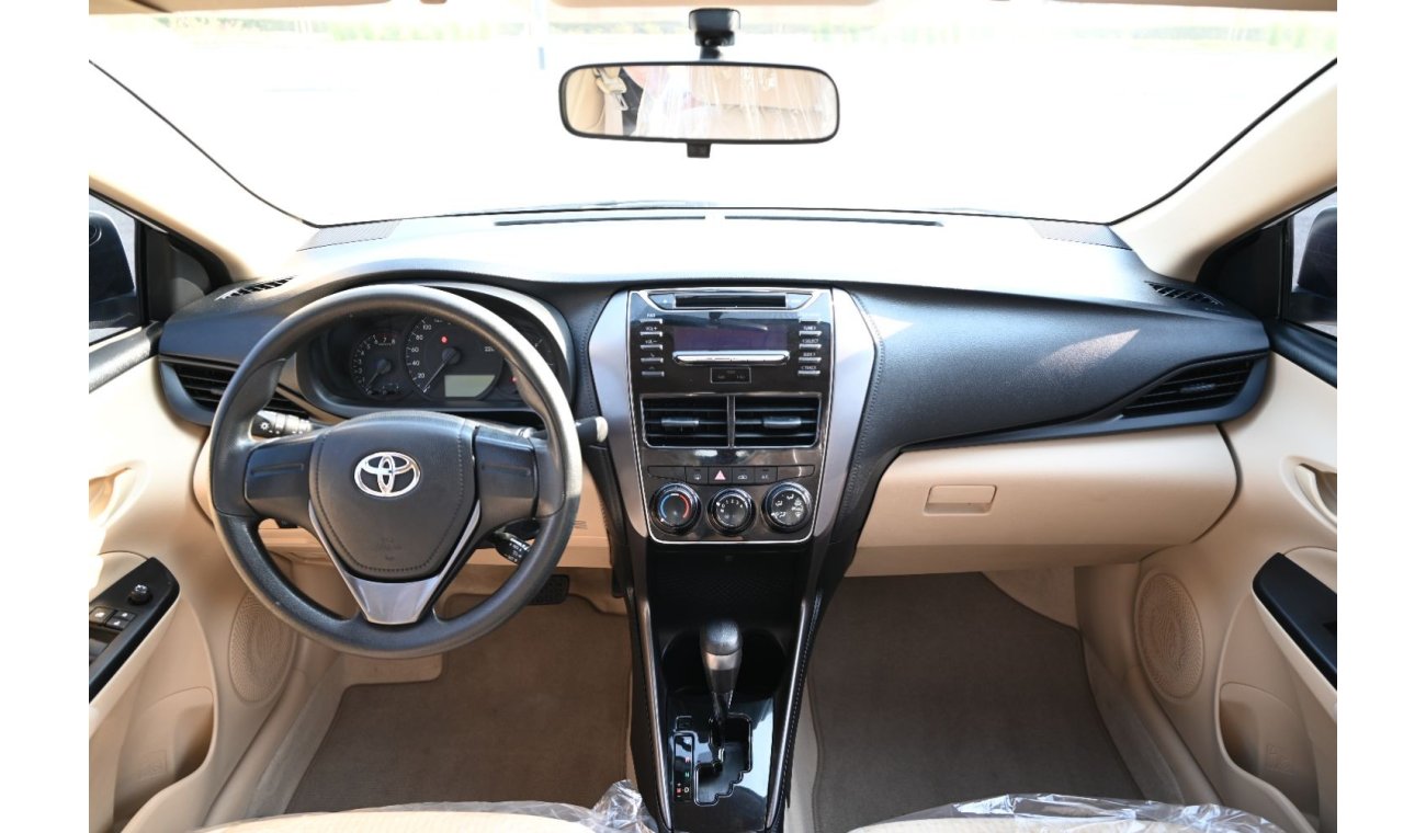 Toyota Yaris 0% DP - ORIGNAL PAINT - TOYOTA YARIS SE 2022 -  FIRST OWNER - GCC SPECS - MINT CONDITION