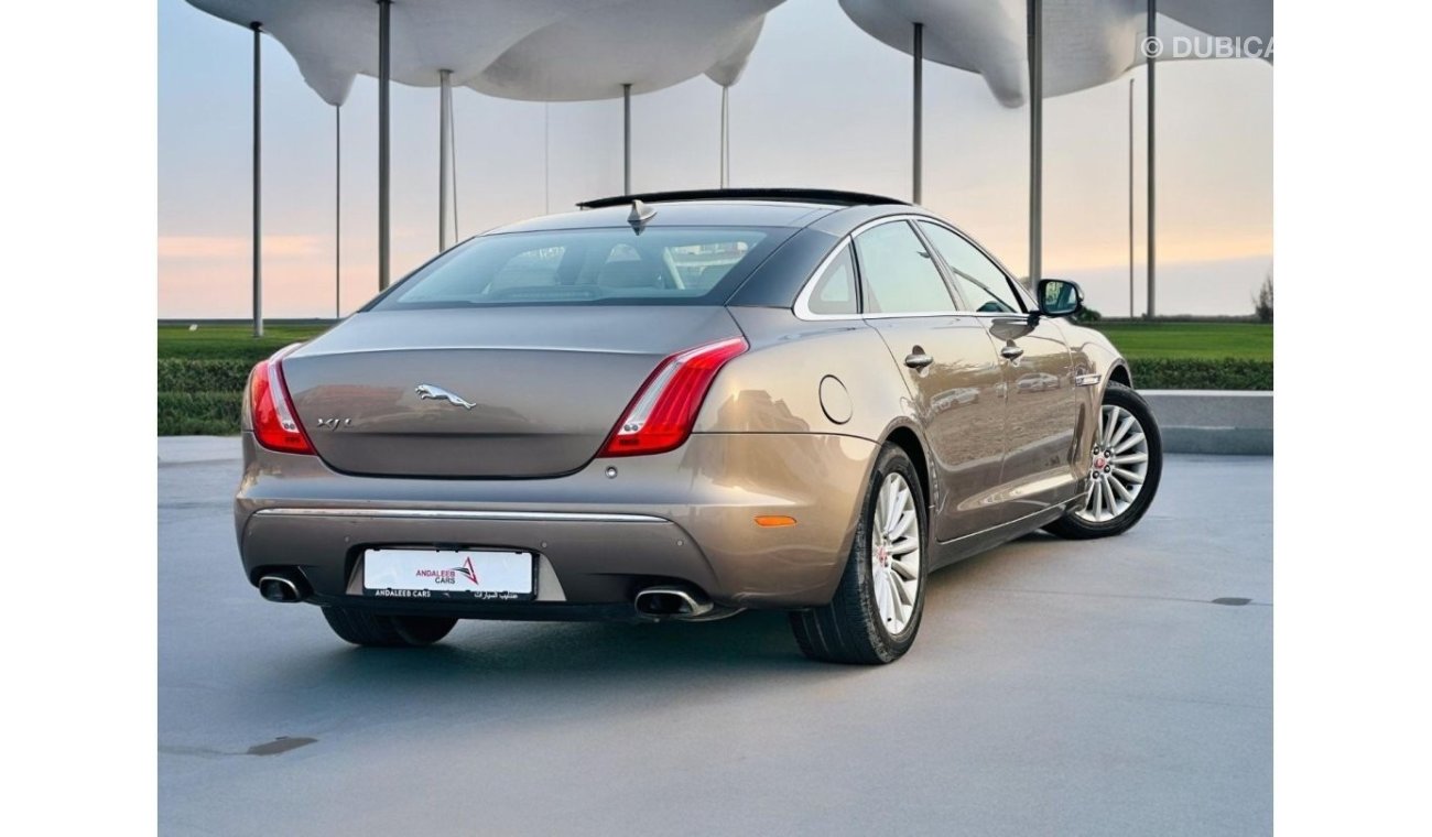 جاكوار XJ AED 1,130 PM | JAGUAR XJ LUXURY | FULL AGENCY MAINTAINED | GCC SPECS | FIRST OWNER