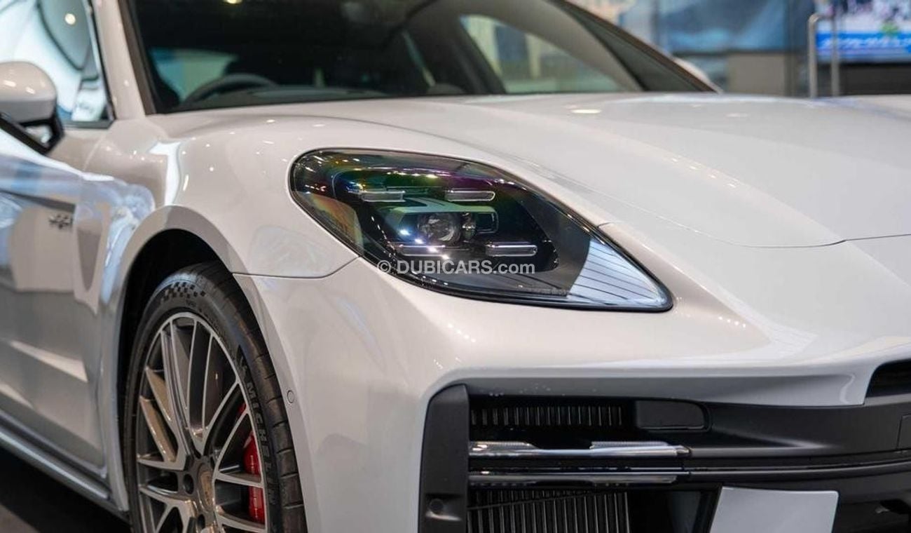 Porsche Panamera 4S E-Hybrid 2.9L RIGHT HAND DRIVE