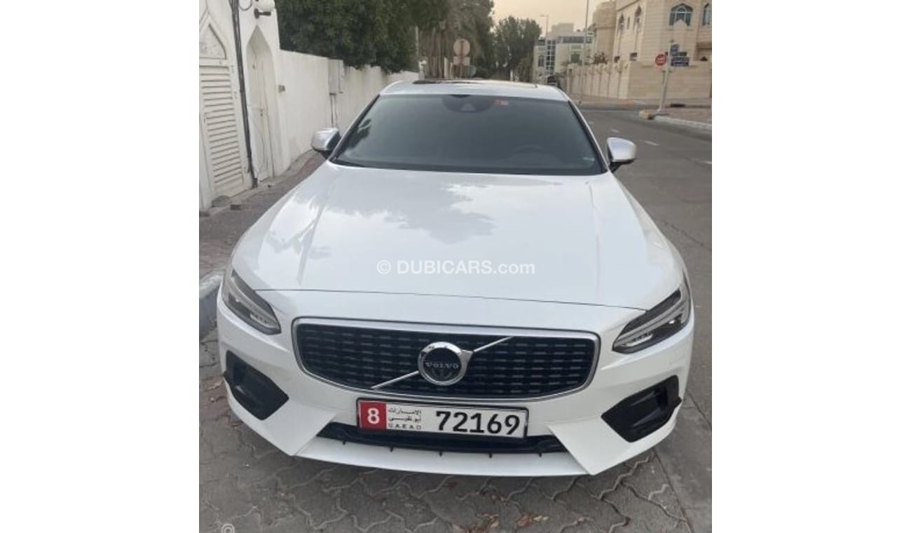 Volvo S90