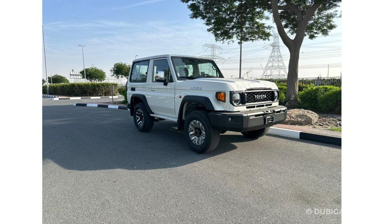 تويوتا لاند كروزر هارد توب Toyota LC71 4.0L Full Equipo Gasolina TA 2024