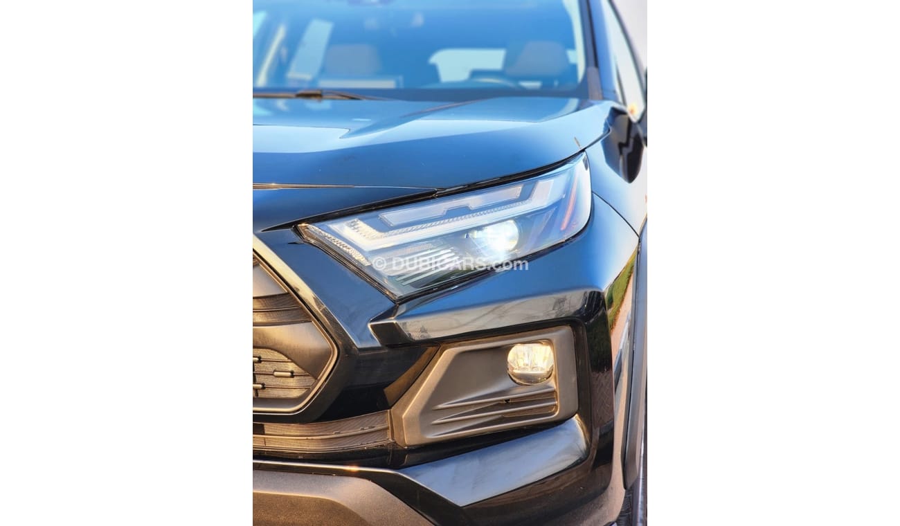 تويوتا راف ٤ GXR 2.5L 4WD TOYOTA RAV4 4WD XLE full Option