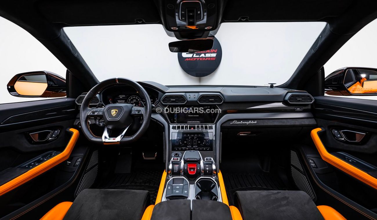 Lamborghini Urus Capsule 2022 - GCC - Under Warranty - One Free Service Available