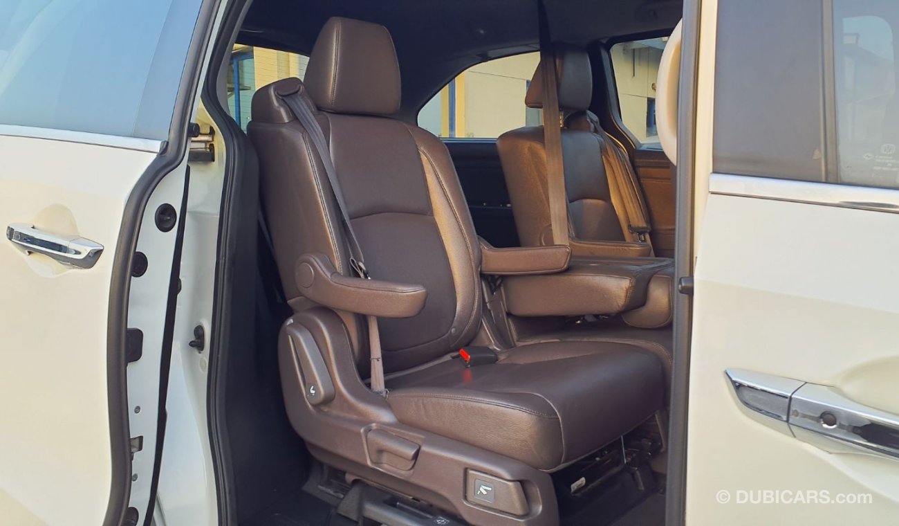 Honda Odyssey HONDA ODYSSEY TOURING 2018