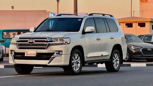 Toyota Land Cruiser PREMIUM CONDITION | 2021 | RHD | 4.5L DIESEL ENGINE | SUNROOF | ELECTRIC HEATED AND MEMORY SEAT