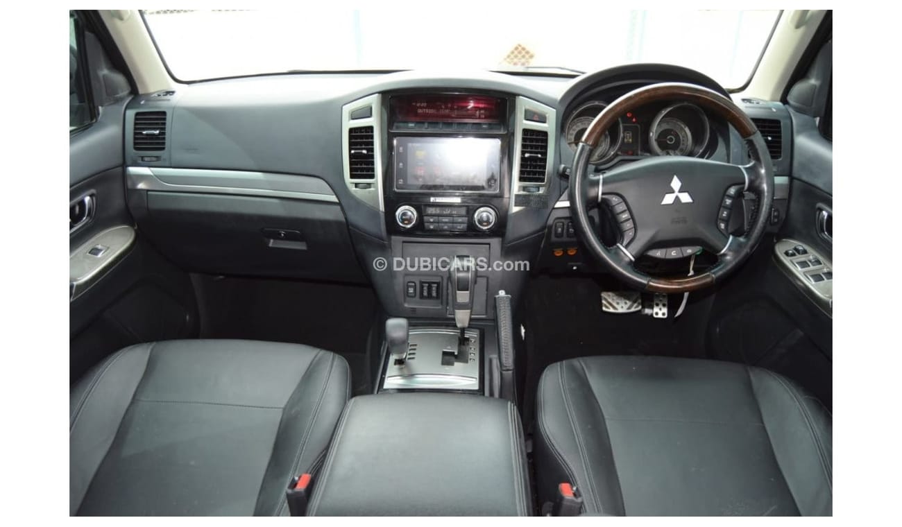 Mitsubishi Pajero Full option clean car