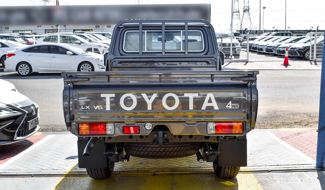 Toyota Land Cruiser Pick Up