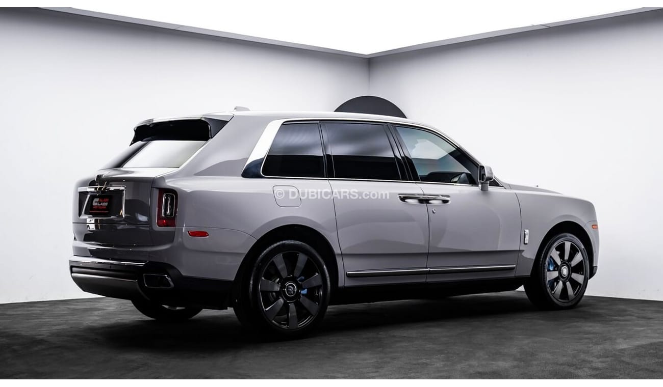 Rolls-Royce Cullinan 2023 - American Specs