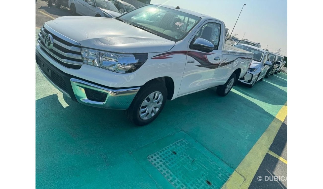 تويوتا هيلوكس 2700CC MANUAL SINGLE CABIN 4x2  PETROL ZERO KM