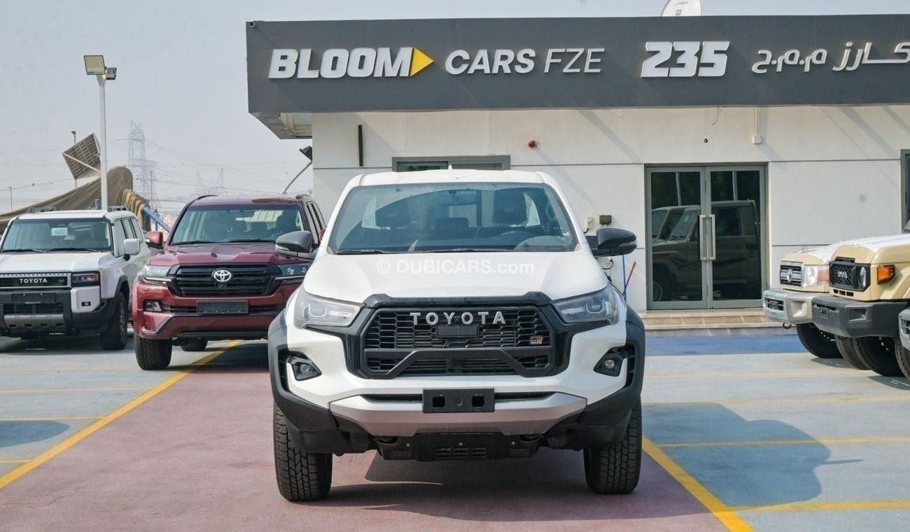 تويوتا هيلوكس Toyota Hilux 2.8Ltr GR SPORT 4WD A/T-MY2024-WHITE-SAUDI SPECS