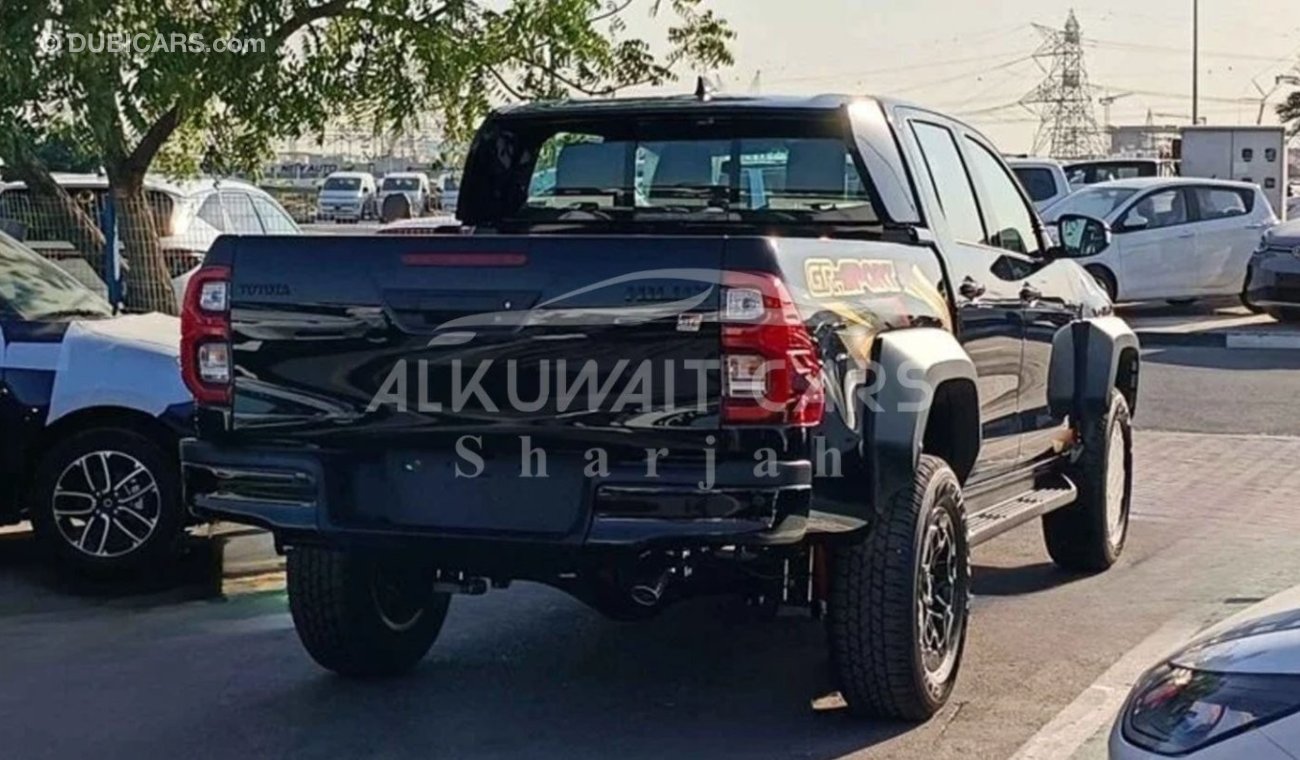 تويوتا هيلوكس TOYOTA HILUX GR SPORTS 2024 AT 2.8LDIESEL BLACK