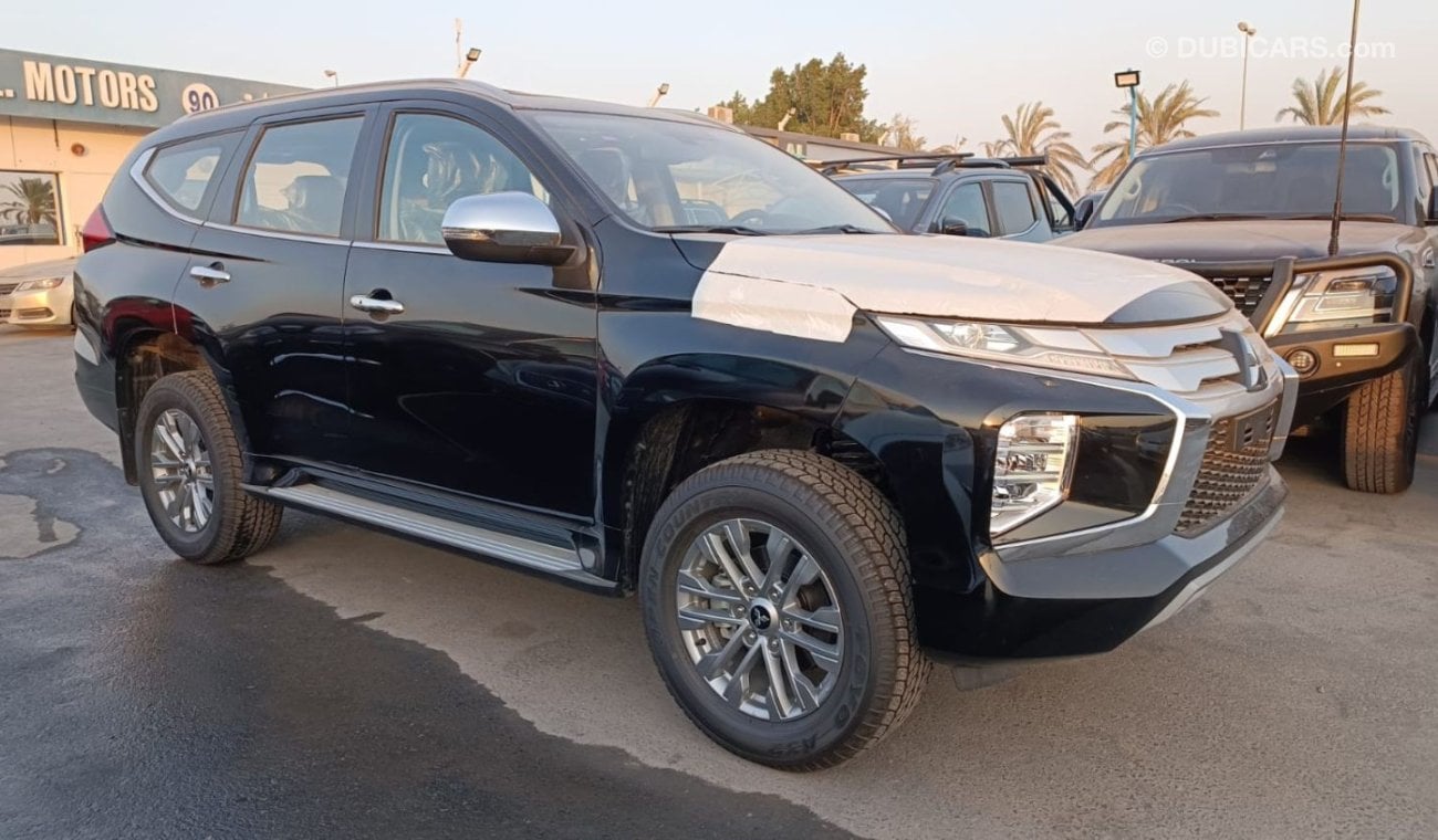 ميتسوبيشي باجيرو Sport 2.4L 4WD Diesel 2023MY ( For Export )