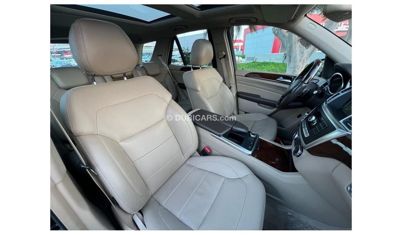 مرسيدس بنز ML 400 MERCEDES BENZ ML400 2015 AMG GCC FULL OPTIONS IN PERFECT CONDITION