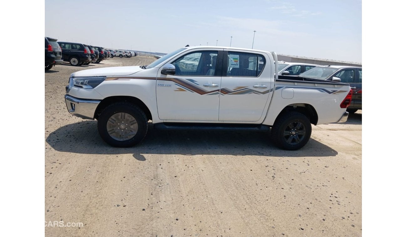 تويوتا هيلوكس TOYOTA HILUX 2.7 PETROL GCC WITH PUSH START AUTOMATIC MODEL 2024 FULL OPTION