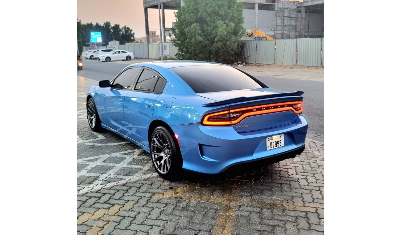 دودج تشارجر DODGE CHARGER  2015 VERY CLEAN