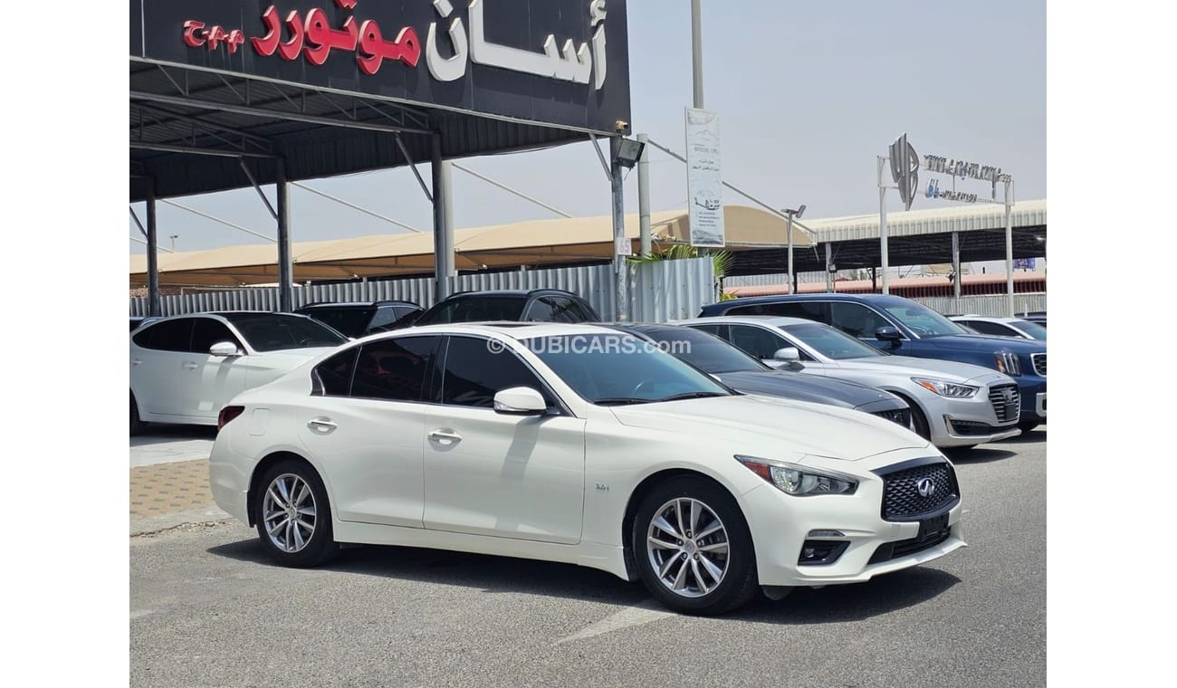 Infiniti Q50 Sport