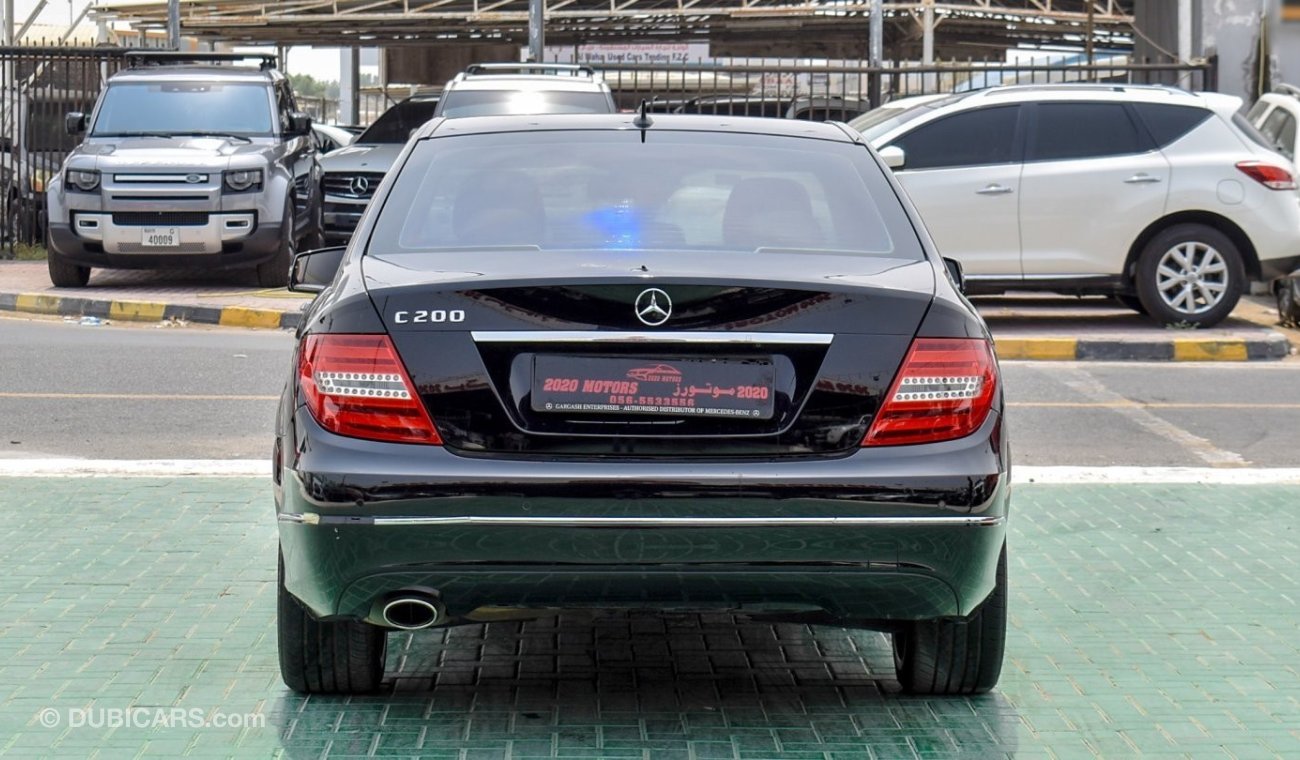 Mercedes-Benz C200