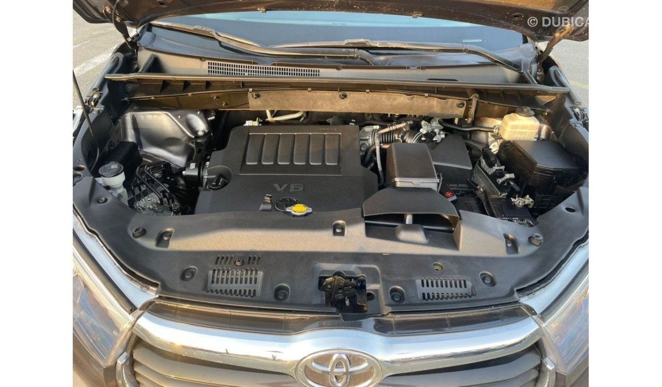Toyota Highlander 2015 Toyota Highlander LE+ Plus 3.5L V6 Trunk Auto MidOption+ 7 Seater - 121,000 Mileage