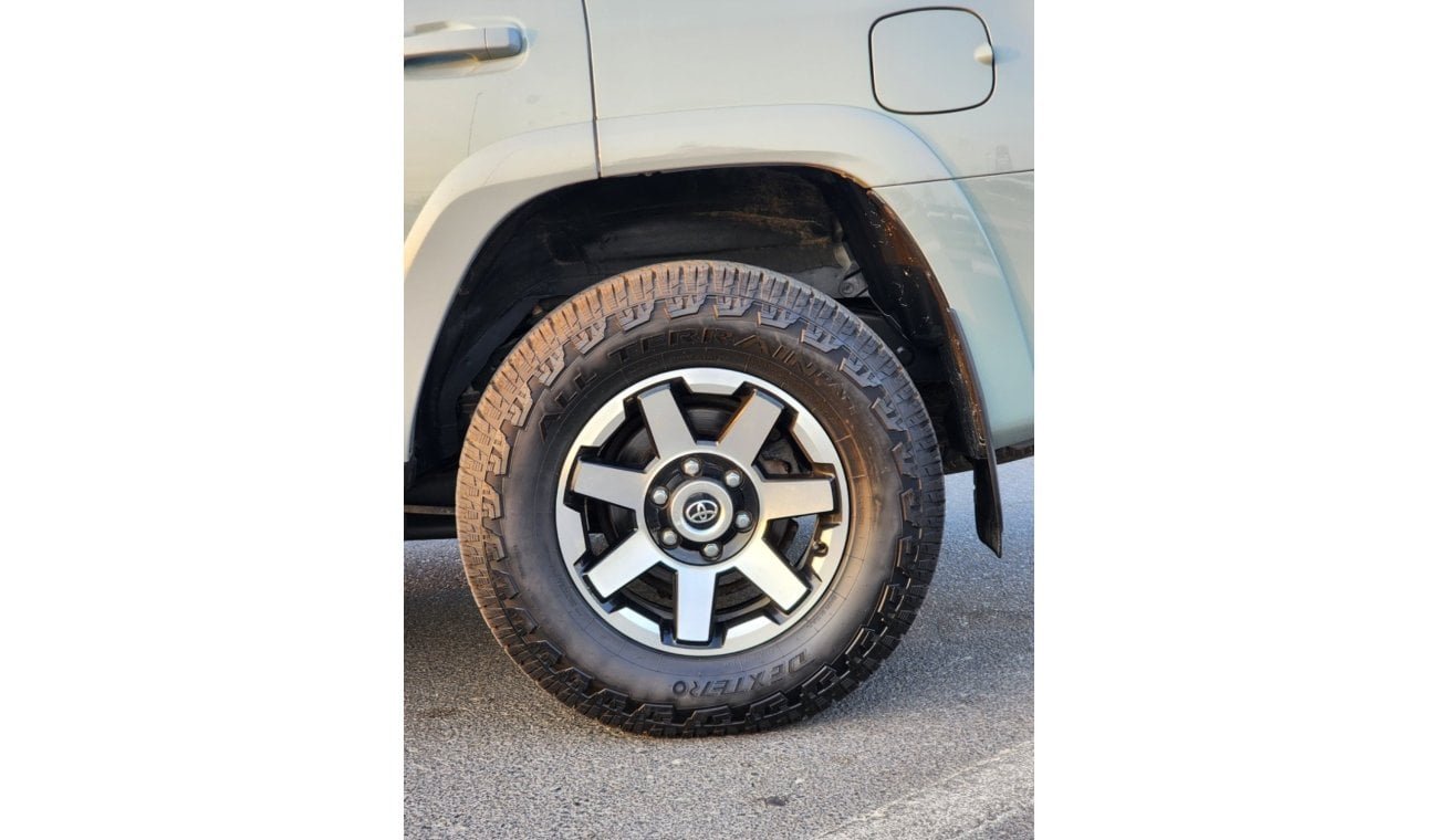 تويوتا Runner4 TOYOTA 4Runner TRD OFF Road 2022 full Option