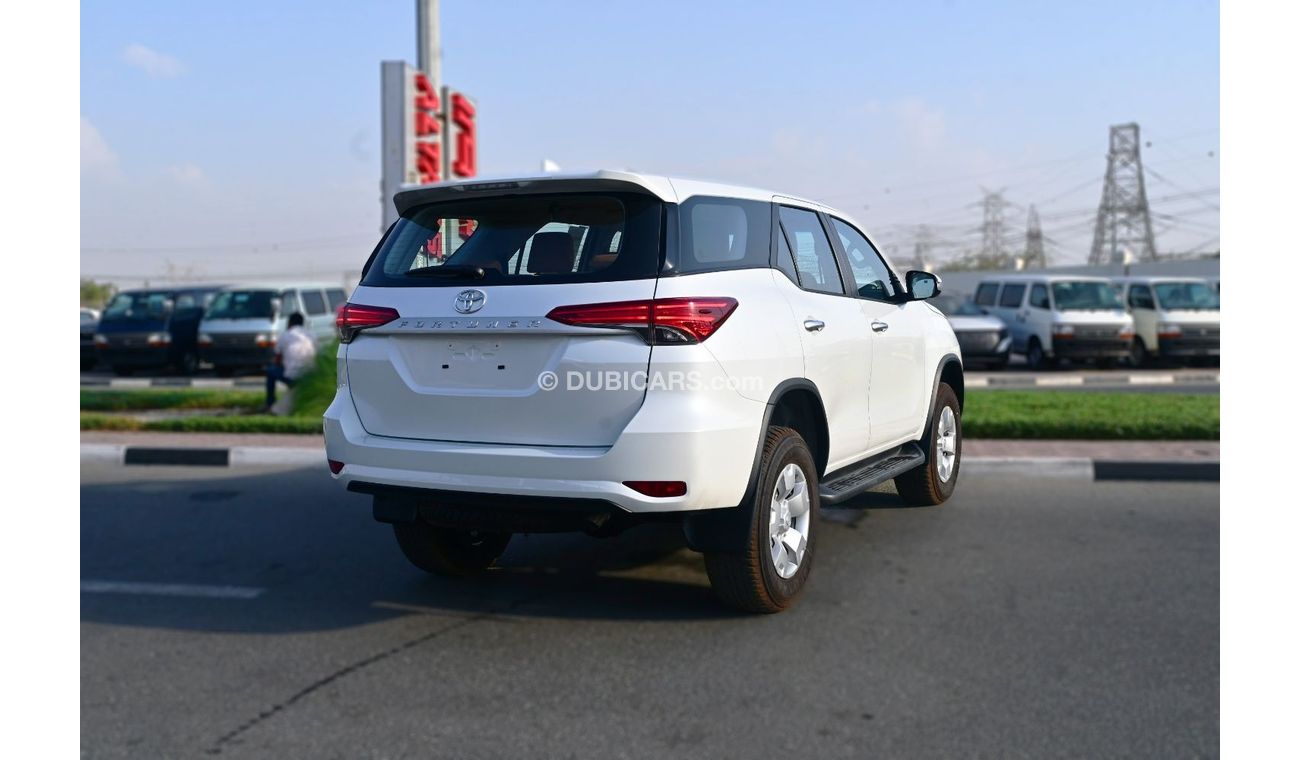 تويوتا فورتونر Toyota Fortuner 2.4L 4WD Diesel 2024