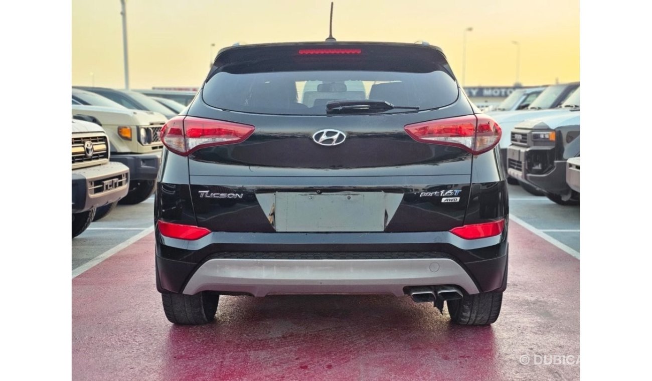 Hyundai Tucson HYUNDAI TUCSON,1.6L,SPORTS,AWD,DRIVER POWER SEAT,REAR DOOR POWER,PUSH START BUTTON,A/T,2017MY